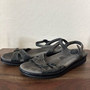 SAS Duo Denim Size 7.5 Medium Women's gray leather Sandal. Made in USA